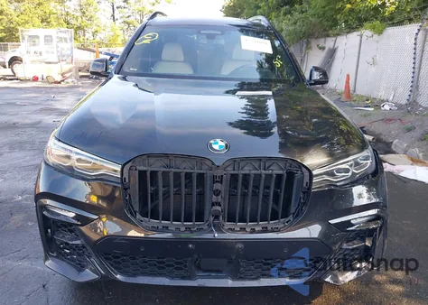 2020 BMW X7 xDrive40I z USA, uszkodzony, nr VIN 5UXCW2C09L9A01443